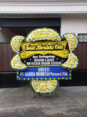 Papan Bunga Duka di Curug Goong